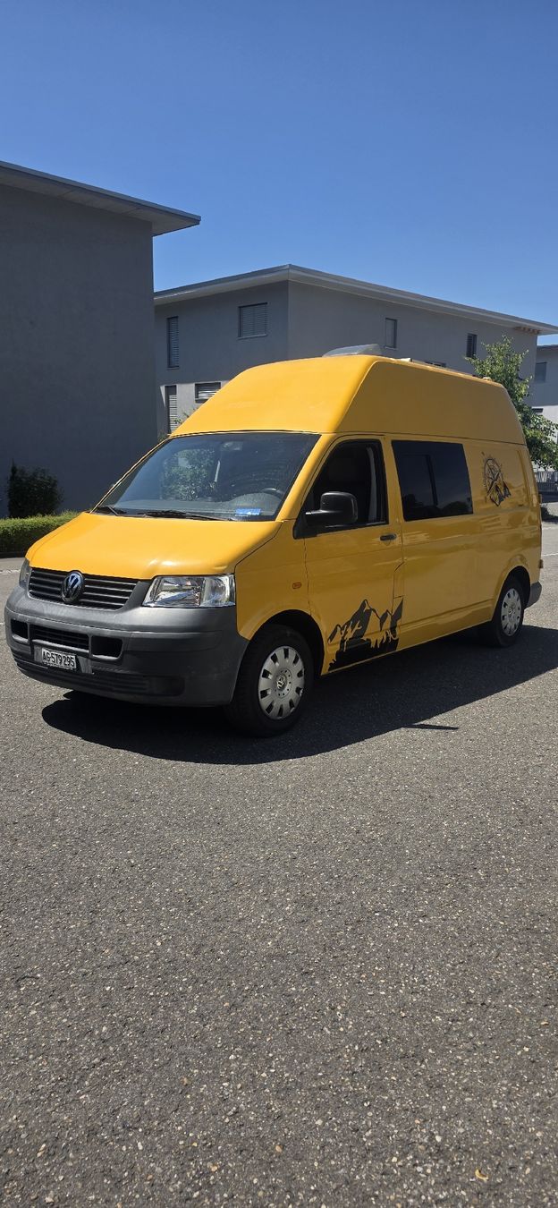 VW Véhicules de camping: VW T5 Camper  – D'occasion à Wohlen AG par kri_2mj8 4