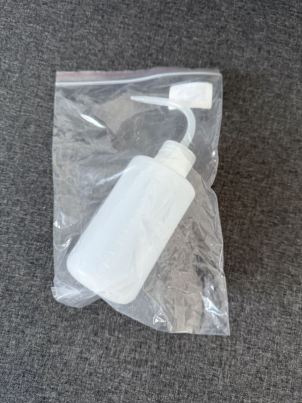 Custodie: Alphacool Spray bottle Core – Nuovo (secondo la descrizione) da Richterswil venduto da tom_rd6y 1