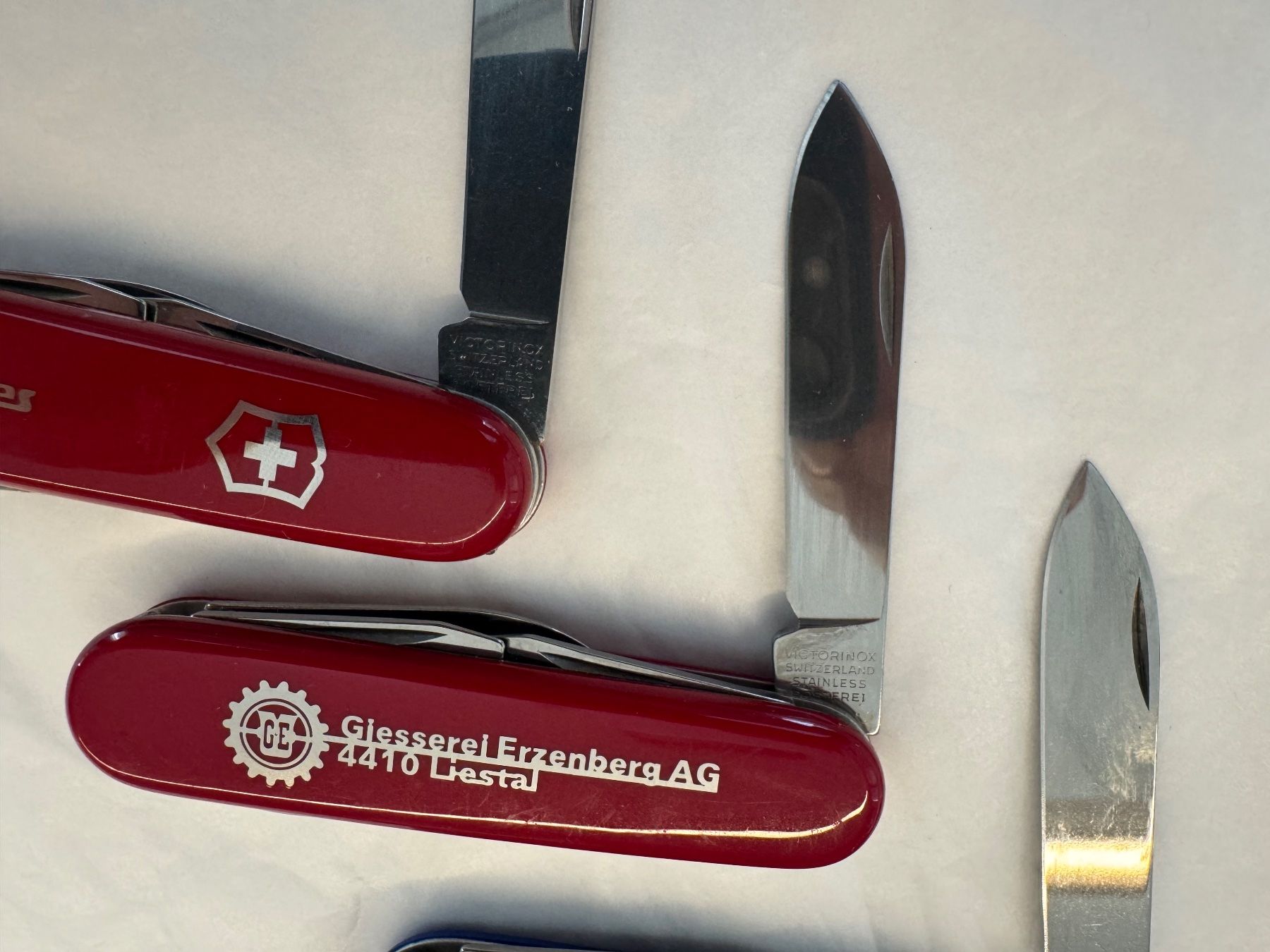 Victorinox Coltelli tascabile: 3 Victorinox Taschenmesser – Usato da Kestenholz venduto da Sackmesser67 4