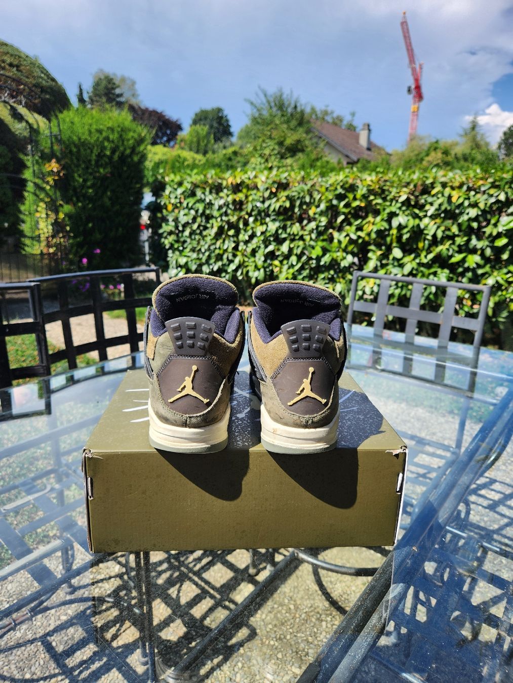 Jordan Scarpe da uomo: Jordan 4 Olive, taille 42.5 – Usato da Echandens venduto da kimy03 3