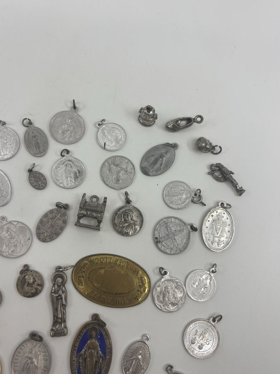 Rimorchi: Religiöse Anhänger Sammlung – Usato da Herisau venduto da Seyashop1 3
