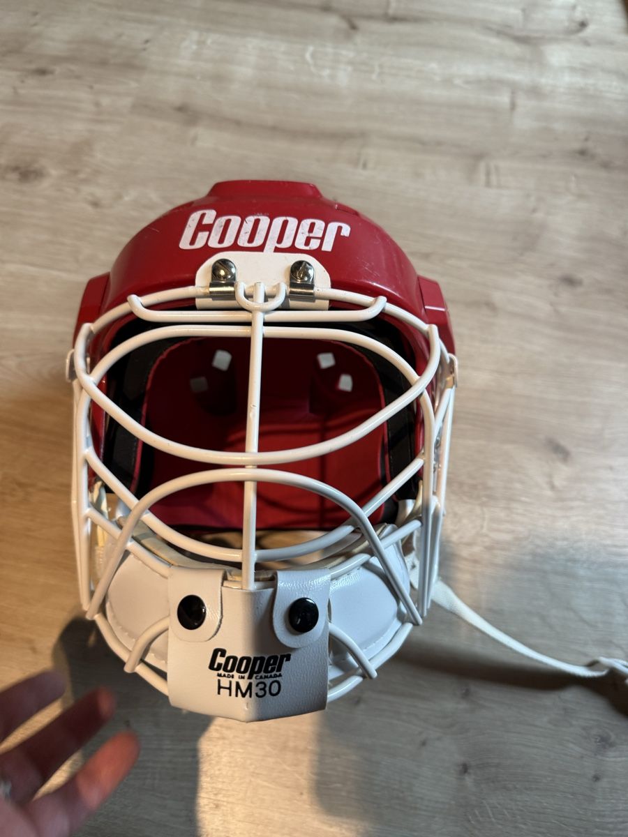 Caschi: Vintage Cooper SK2000L Helm mit originalem  HM30 Gitter – Usato da Schnottwil venduto da Ramarl 3