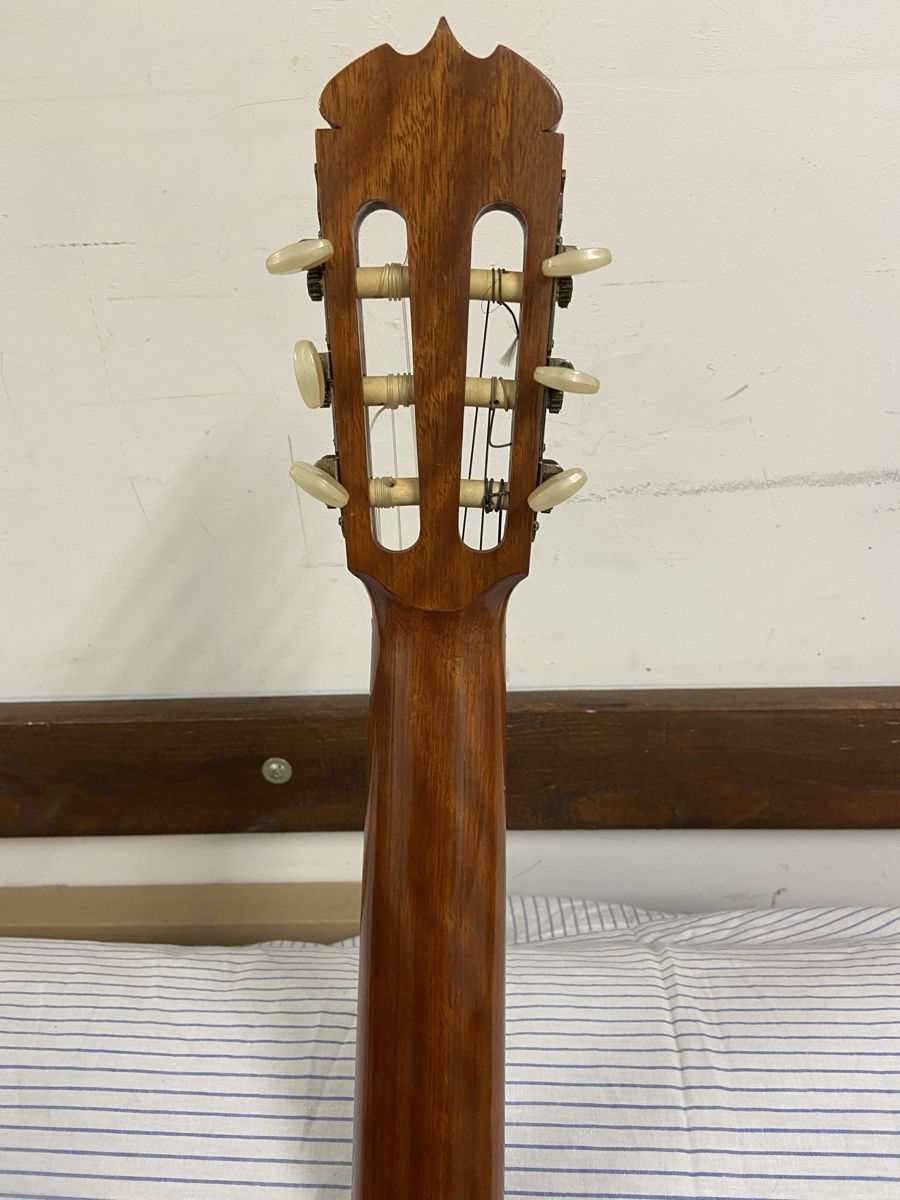 Aria Strumenti musicali: Aria Gitarre A554 – Usato da Dietikon venduto da brocki-eyra 4
