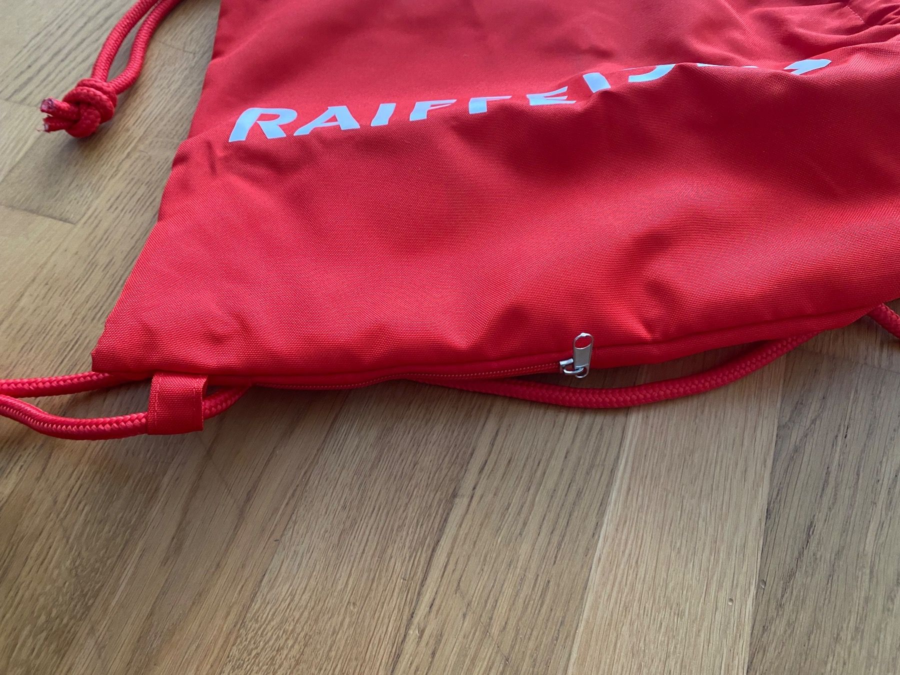 Zaini: Freizeit/Turn Beutel von Raffeisen neu – Nuovo (secondo la descrizione) da Riedholz venduto da lenibeni03 1