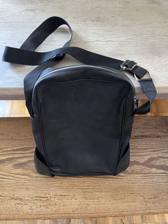 Tasche unisex GF Ferre, Leder, schwarz, neuwertig
