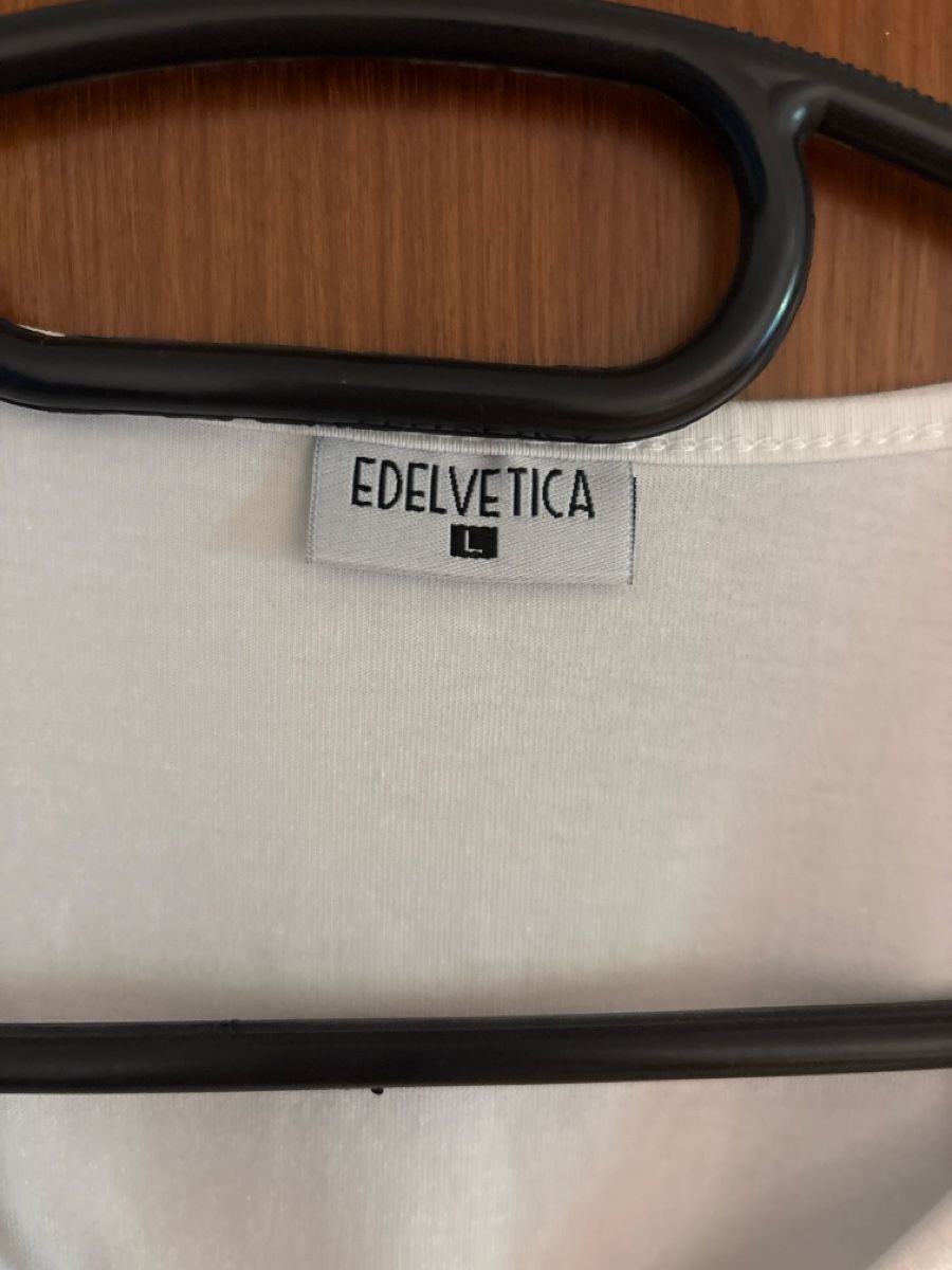 Edelvetica T-shirts: Edelvetica Tshirt rot L – D'occasion à Rünenberg par ZwergLi100 2