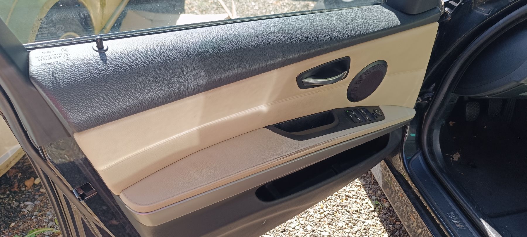 BMW Tutti pezzi di ricambio auto: Sitze Sportausstattung E91 Leder Lemon  – Usato da Zihlschlacht venduto da bra_tr2r 3