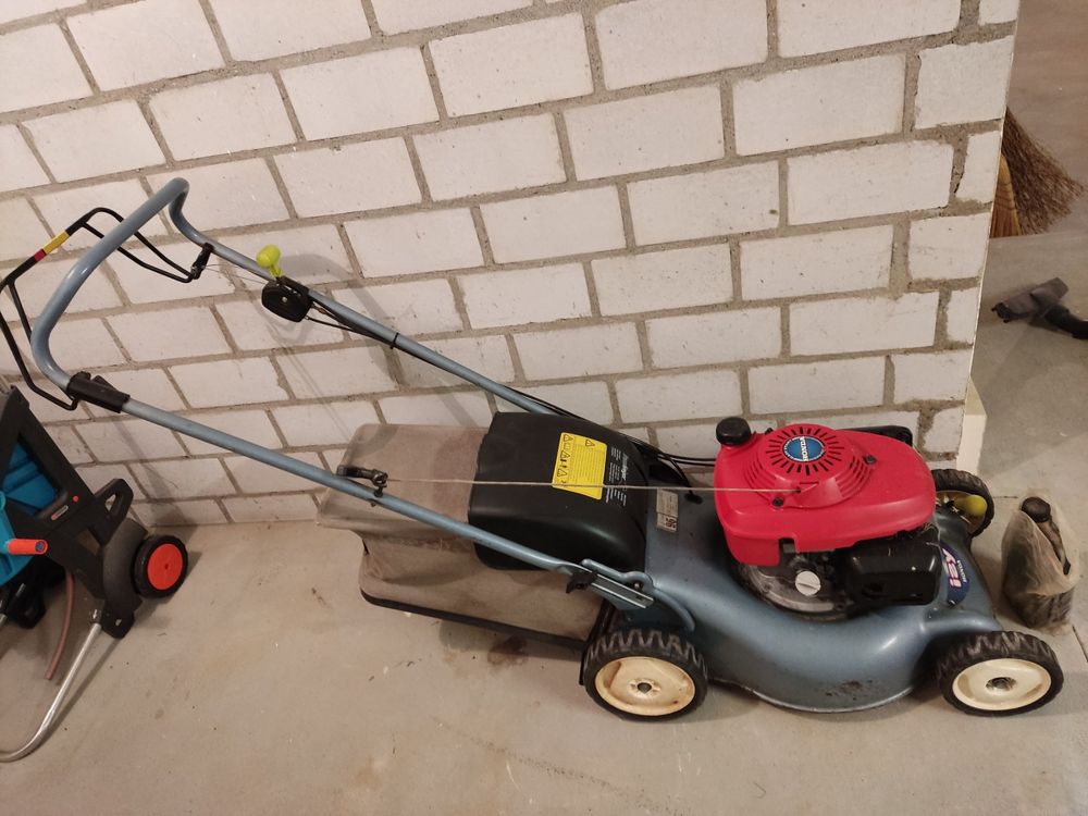 Honda Benzinrasenmäher HRG415C1, Service fällig Kaufen auf Ricardo