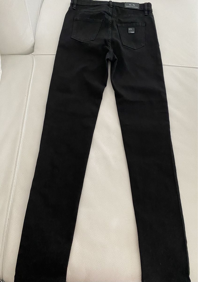 Armani Pantaloni: Armani jeans Hose 🌸 – Usato da Opfikon venduto da Luis144 1
