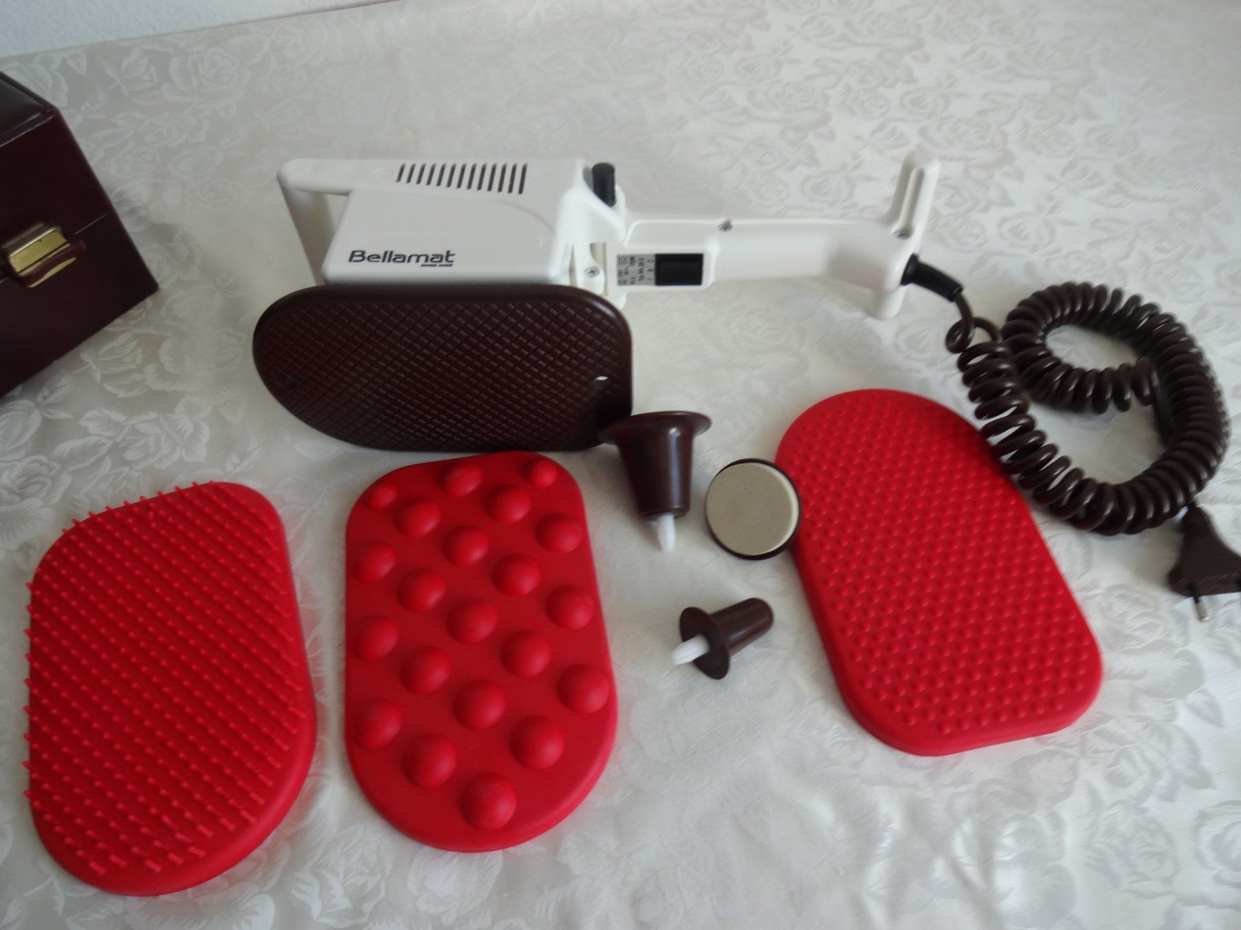 Bellamat Dispositivi per massaggi: ***Bellamat*** Elek. Massagegerät – Usato da Bronschhofen venduto da Xena37 3