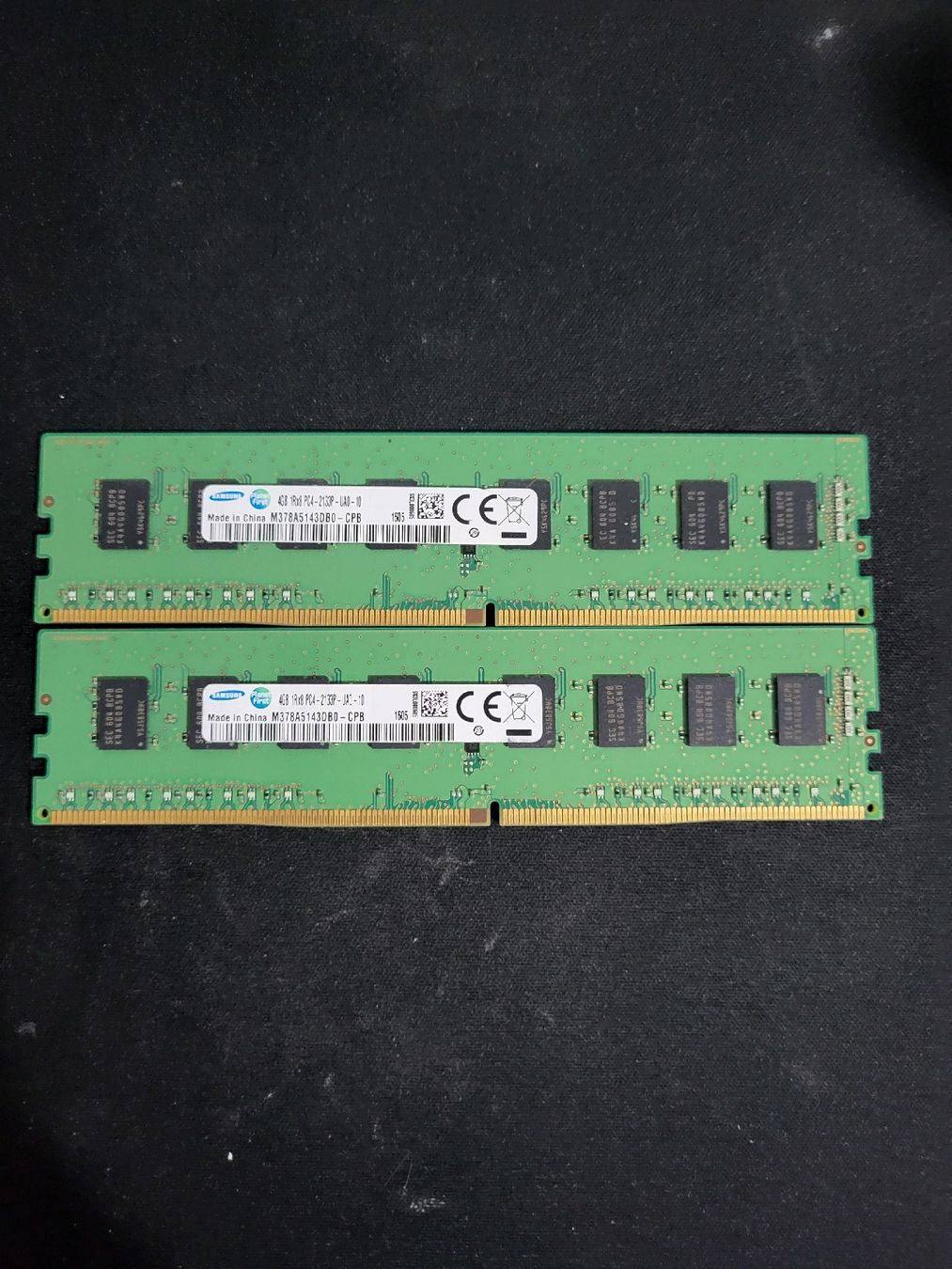 Samsung Memoria / RAM: 2x4gb ddr4 ram – Usato da Waldstatt venduto da Durstigog 1