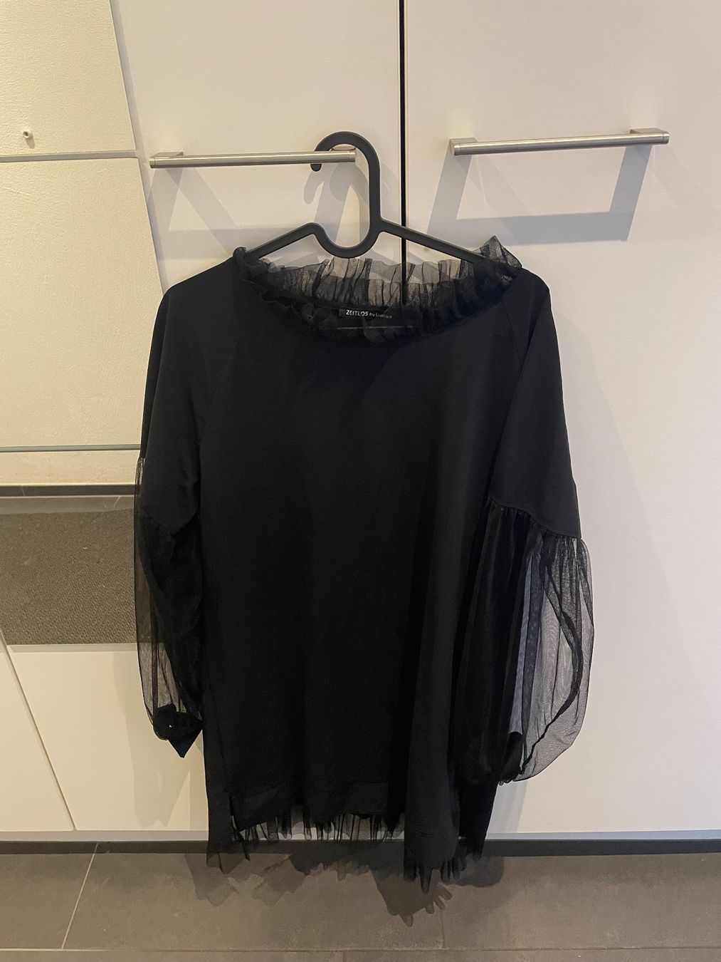 Zeitlos by Luana Vestiti: Kleid Zeitlos – Nuovo (secondo la descrizione) da Chur venduto da Groessby80