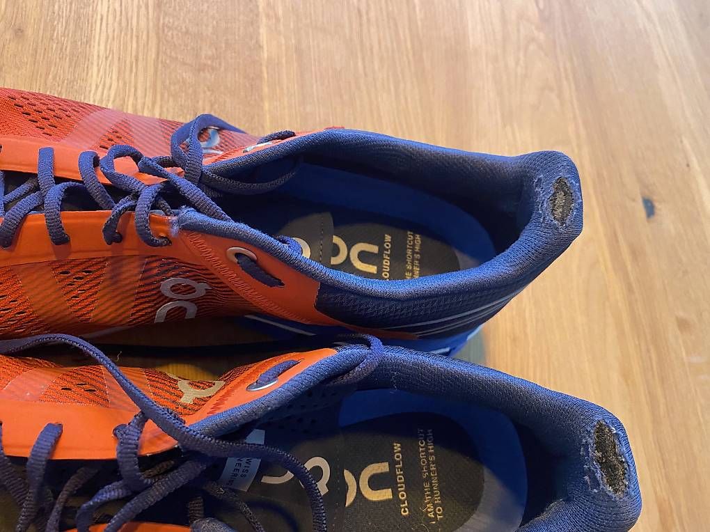 On Scarpe da uomo: ON Cloudflow 2 - Grösse 44 – Usato da Sursee venduto da Twism 3