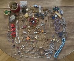 Schmuck Konvolut Ketten Ringe Uhren Armbänder Mix ab 1.-
