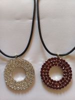 Lot de 2 collier cristal de Bohême blanc et rouge