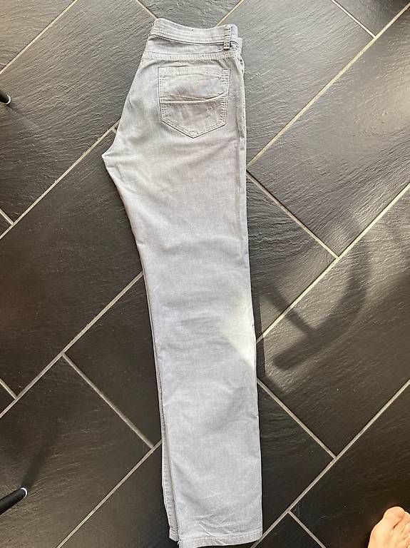 Brax Jeans: Brax Hose Gr. 36/34 – D'occasion à Erlenbach ZH par baa_w7jc 1