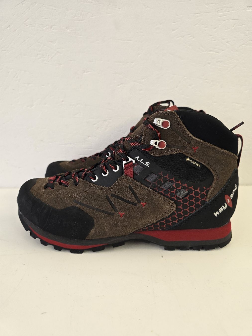 Herrenschuhe: Chaussures de montagne, neuves, taille 40 – Neu und originalverpackt aus Sugiez von factorysportoutlet 2