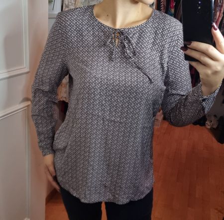 Schicke BONITA Bluse Gr. 40 schwarz/rosa Punkte V-Ausschnitt