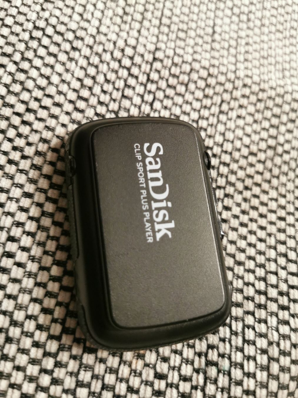 Tragbarer Mediaplayer: MP3 Player SanDisk Clip Sport Plus Player – Gebraucht aus Eschlikon TG von  1