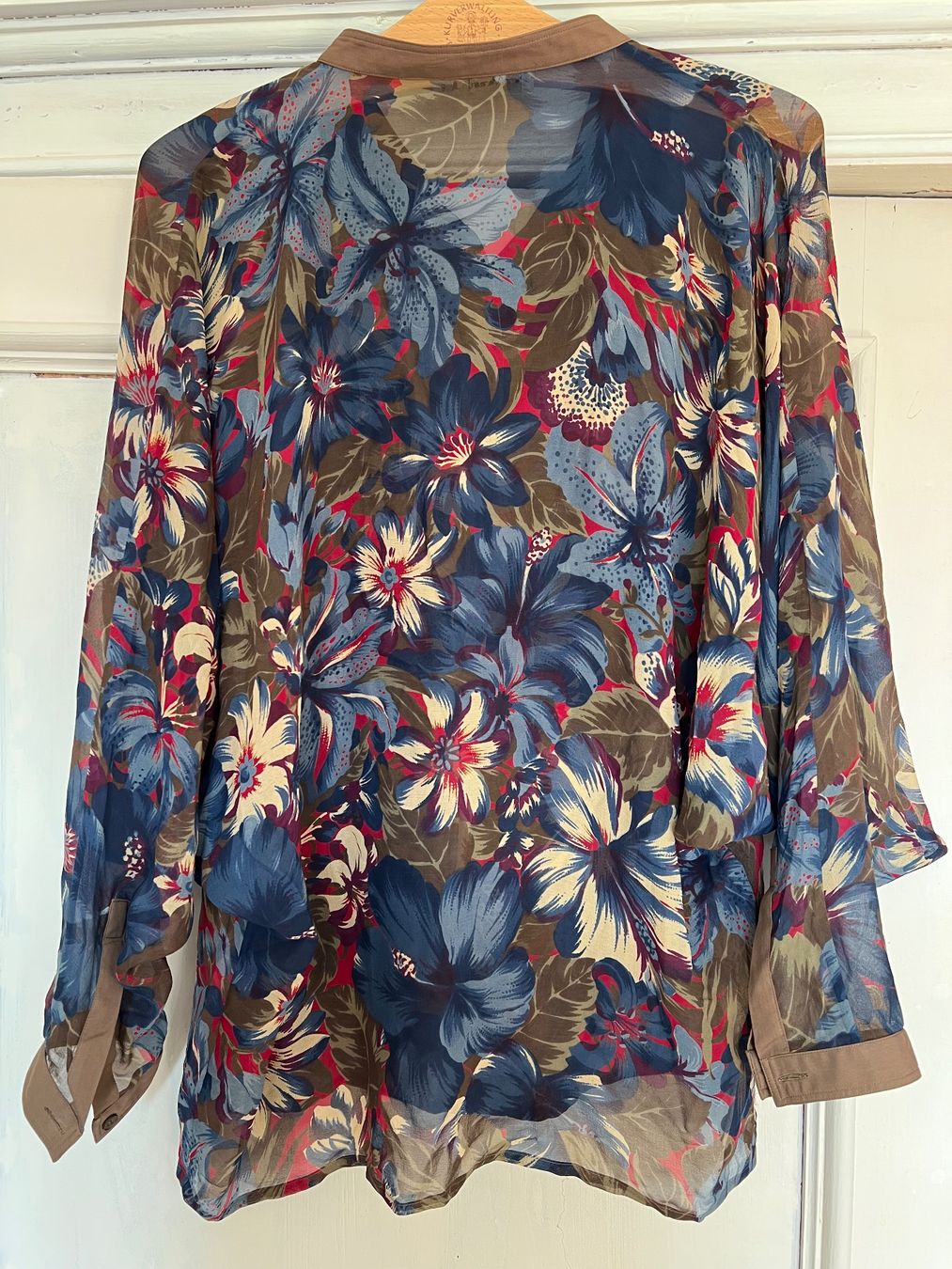 Versace Camicette: Gianni Versace Bluse Seide Gr. 40 Vintage – Usato da Biel/Bienne venduto da Girasole232