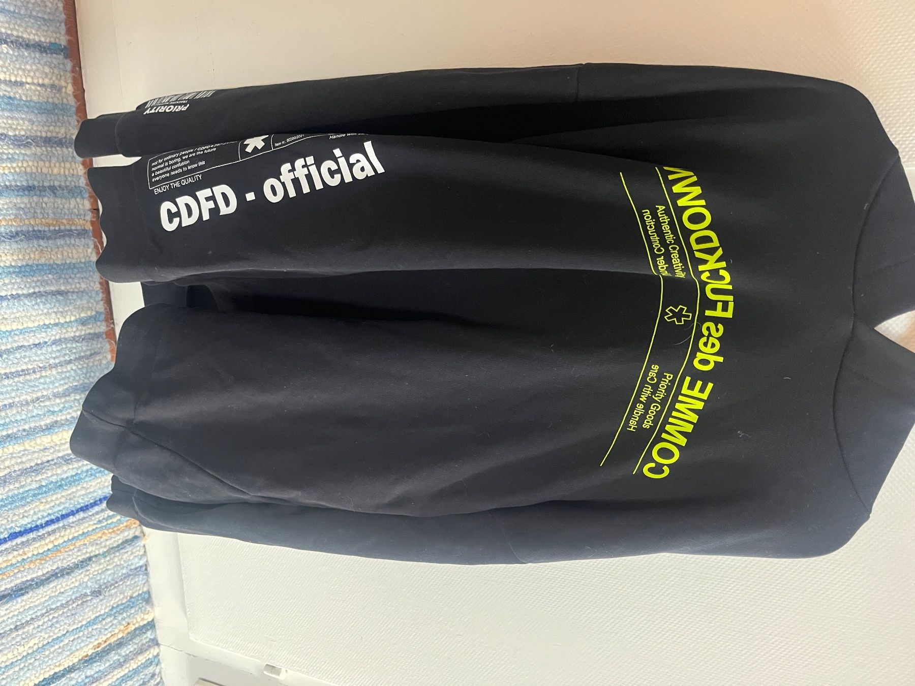 Pullover & Sweatshirts: Comme des fuckdown Hoodie – Gebraucht aus Zürich von jea_rl6p