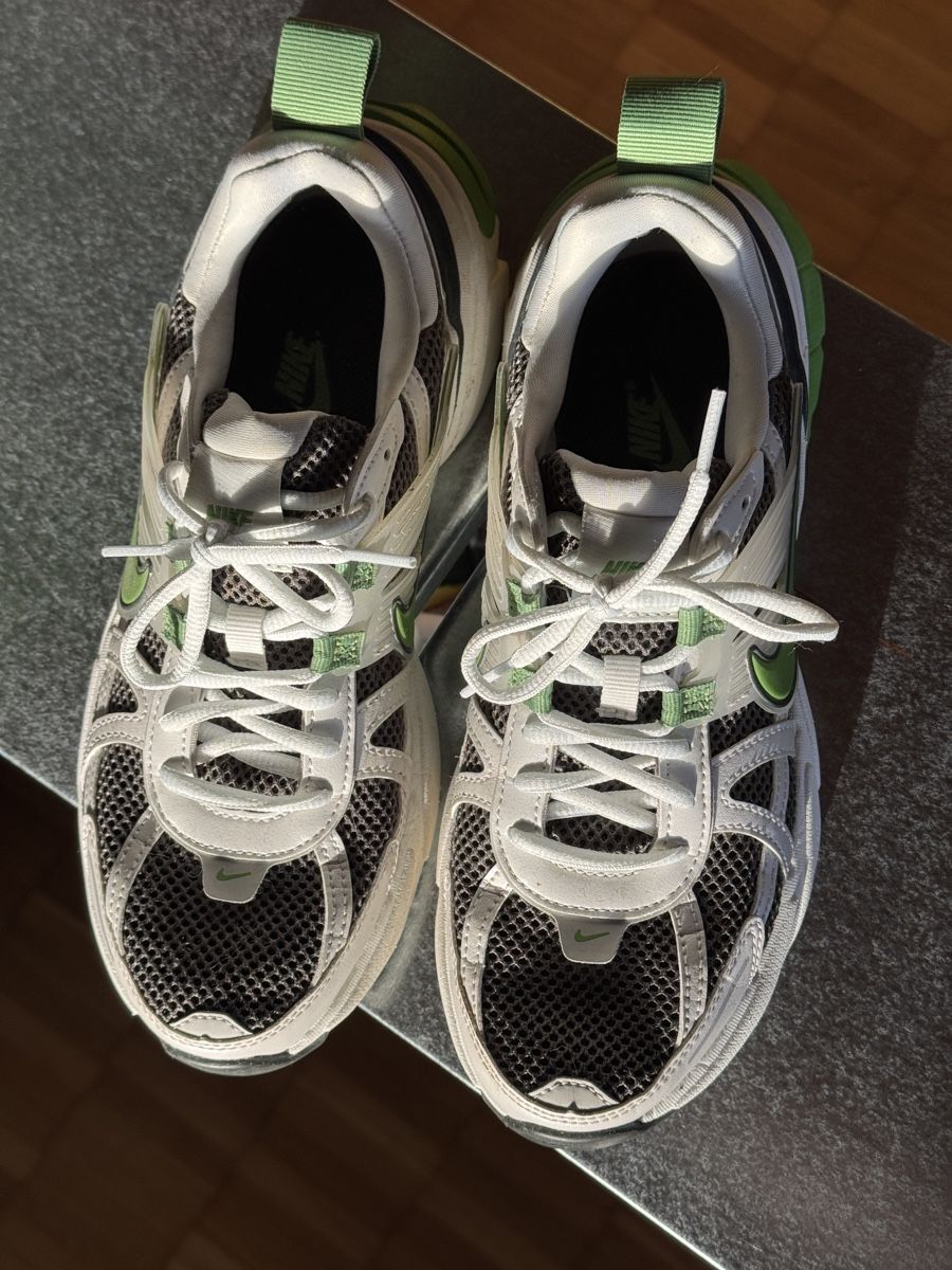 Nike Scarpe da uomo: Nike Sneaker size 39 - Green White - like new – Nuovo (secondo la descrizione) da Effretikon venduto da expiredrice 1
