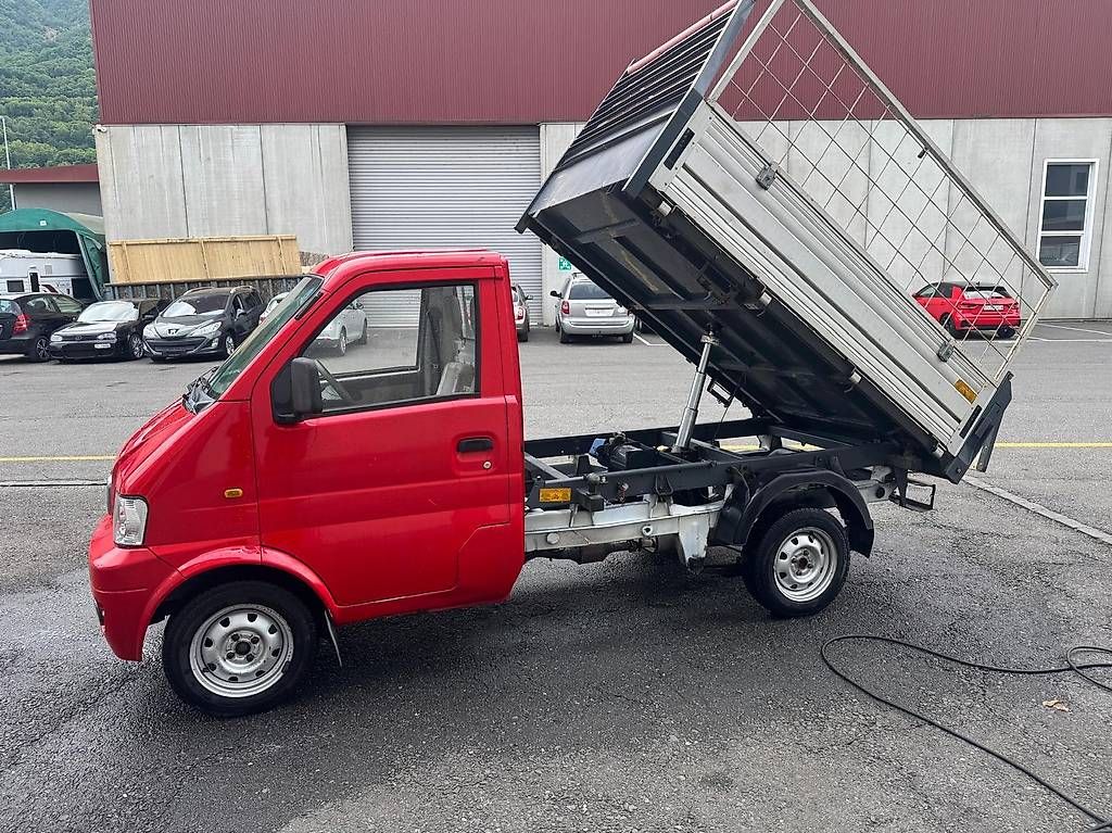 Veicoli commerciali: Giotti Ladiator Ponte Ribaltabile – Usato da Cadenazzo venduto da LuismacchineSagl 1