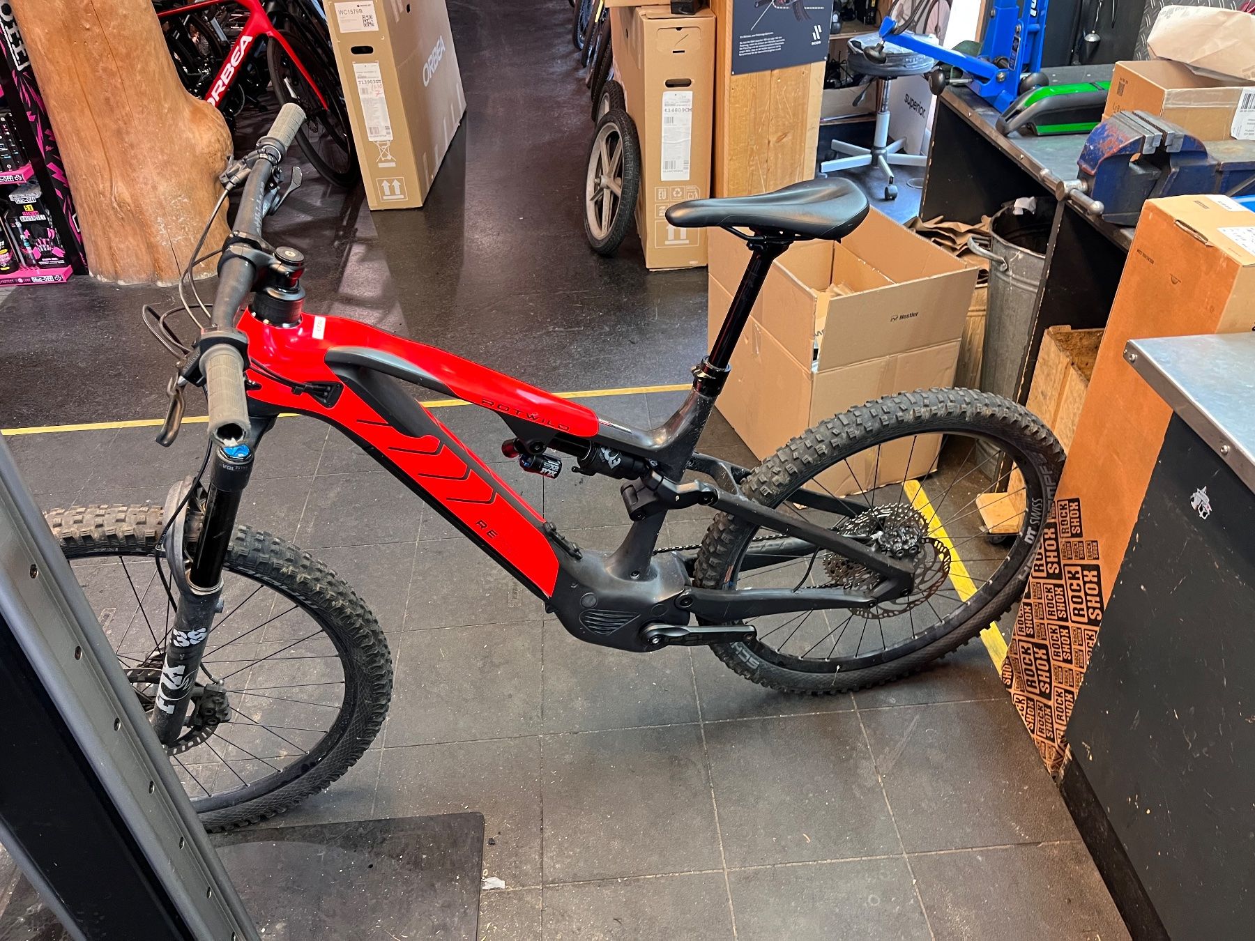 Rotwild Biciclette: Rotwild RE750 core 2022 Defekt!!!!! – Difettoso da Lauterbrunnen venduto da Imboden-Bike 1