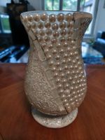Glas-Vase mit Mosaik und weisen Perlen von Blingspringuk