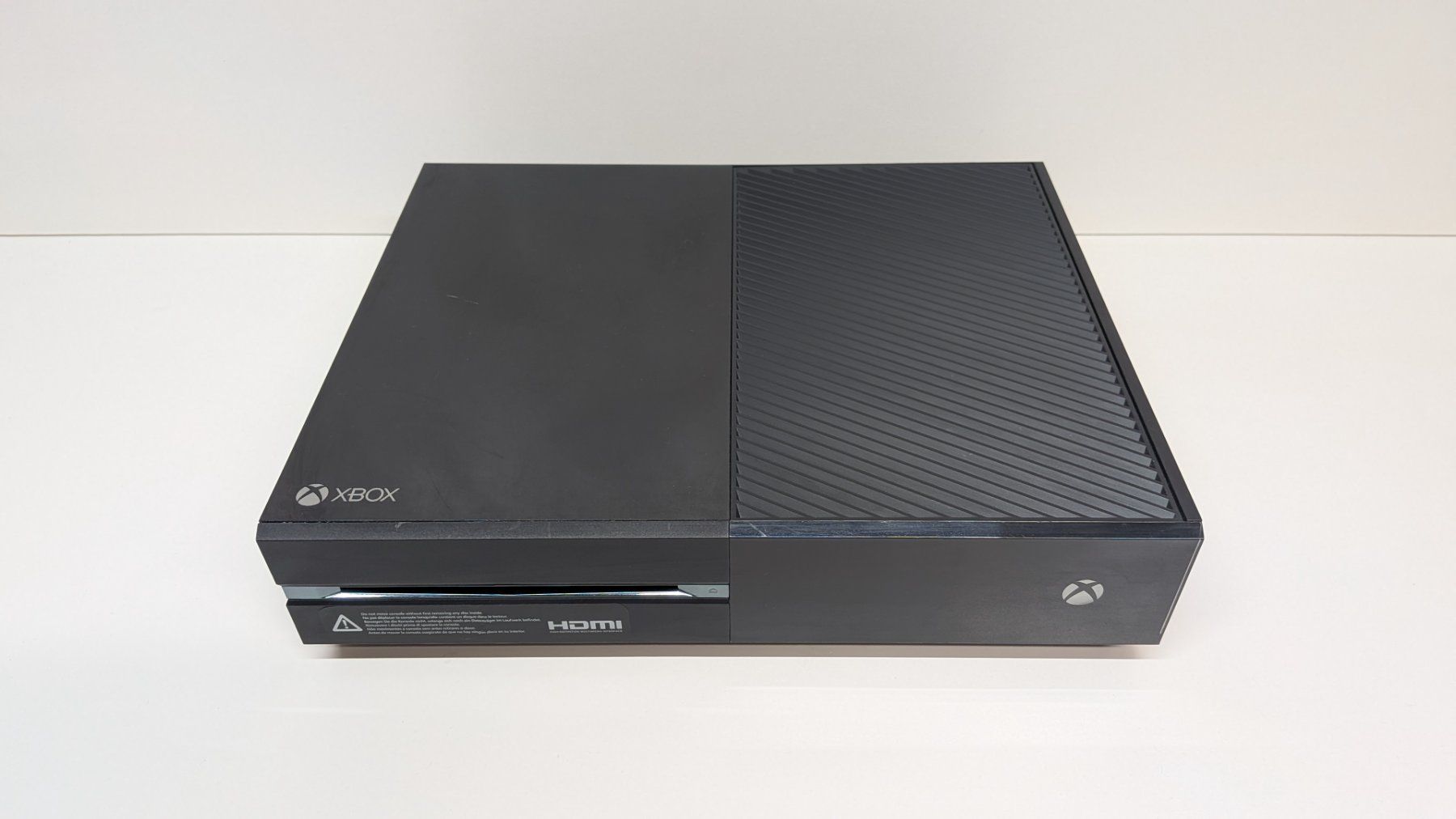 Microsoft Konsolen: Xbox One mit Controller und GTA V – Gebraucht aus Menziken von mame18 4