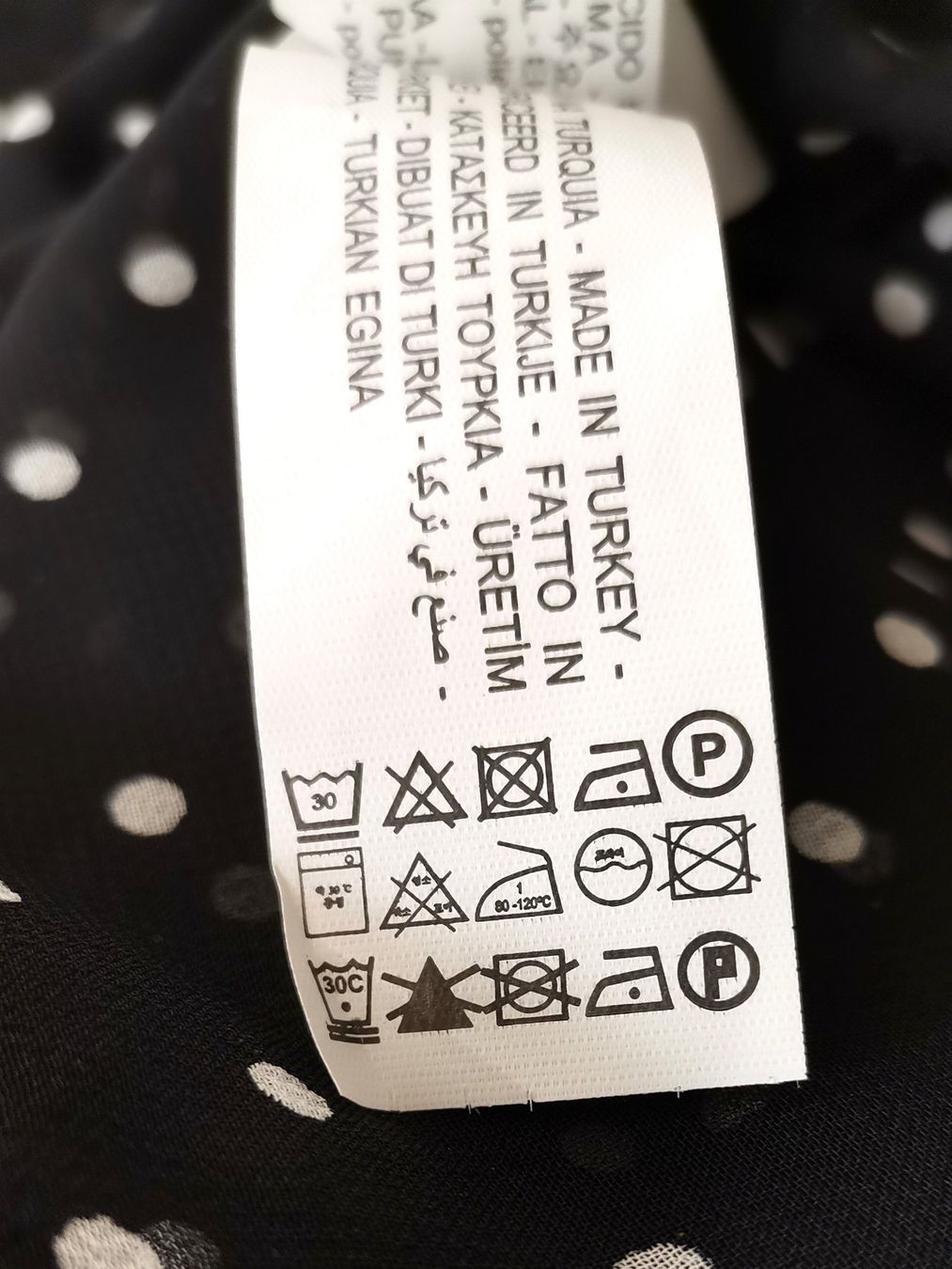 Zara Camicette: ZARA Polka Dot Sheer Bluse mit Spitzenkragen – Usato da Schaffhausen venduto da Restwert_SH 7
