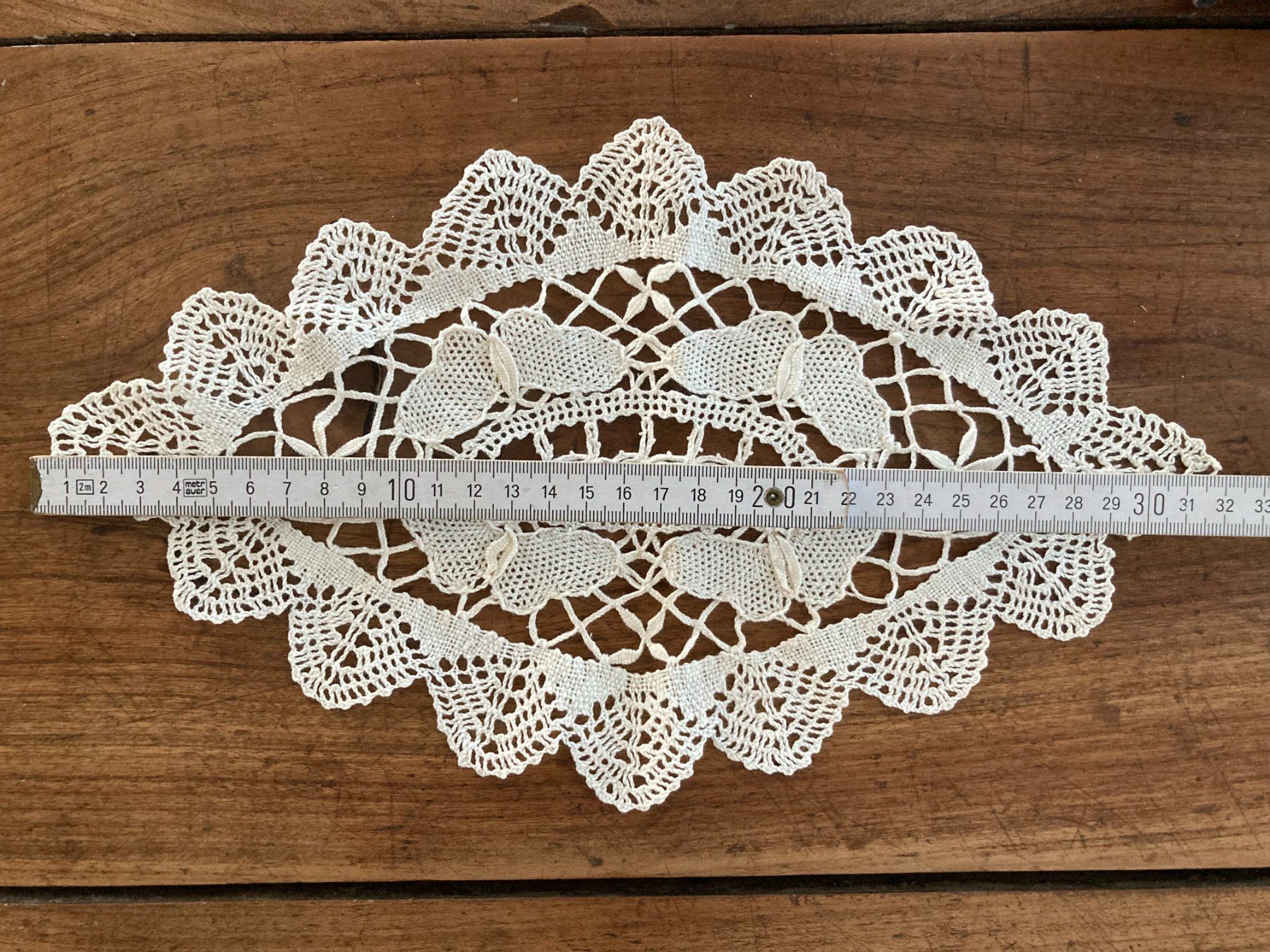 Sottobicchieri: SPITZENDECKCHEN   KLÖPPELDECKCHEN   HANDARBEIT – Usato da Subingen venduto da ArtBead 3