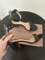 Gianvito Rossi Versilia 60 Sandalen Schwarz in Lackleder