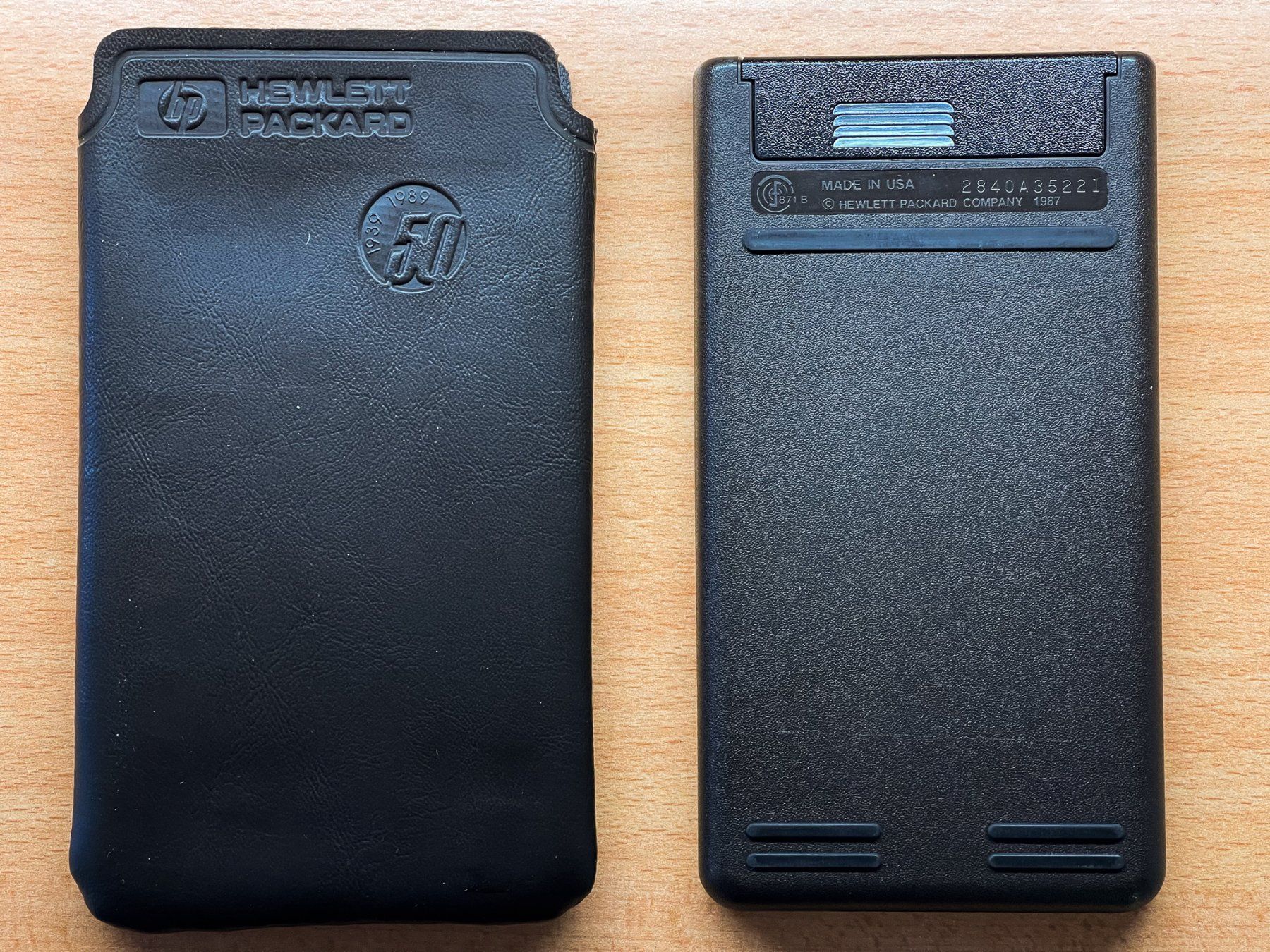 Hewlett Packard Taschenrechner: HP 14B Hewlett Packard calculator 50th anniversary special – Gebraucht aus La Tour De Peilz von  1