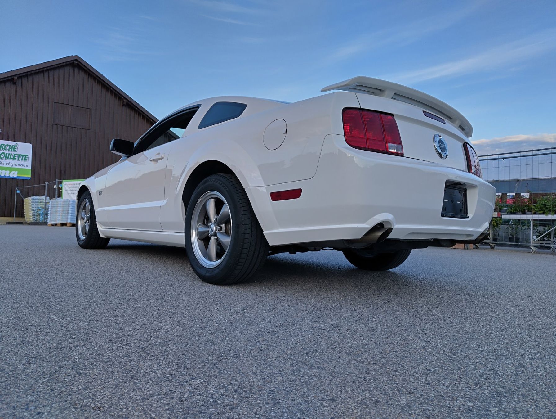 Ford Autos: Ford mustang gt v8 – D'occasion à Tannay par Gg_barracuda 3