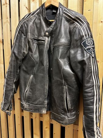 Veste moto en cuir avec protections - look old school