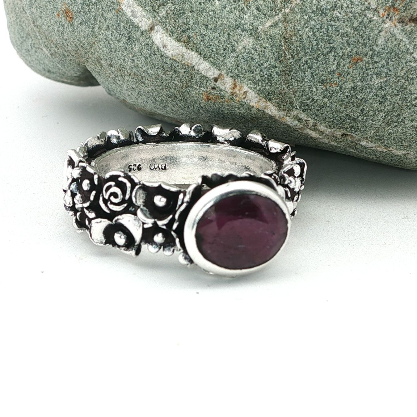 Olga Ribler Anelli: Unikate Silber Ring 925 mit Rubin Grösse 60 – Nuovo (secondo la descrizione) da Luzern venduto da Schmuckoutlet 5