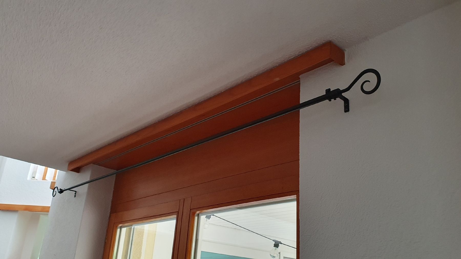 Altro per il bagno: LOT 2 PlÉCES Triangles à rideaux en fer forgé – Usato da Avry-sur-Matran venduto da cec_nhz8