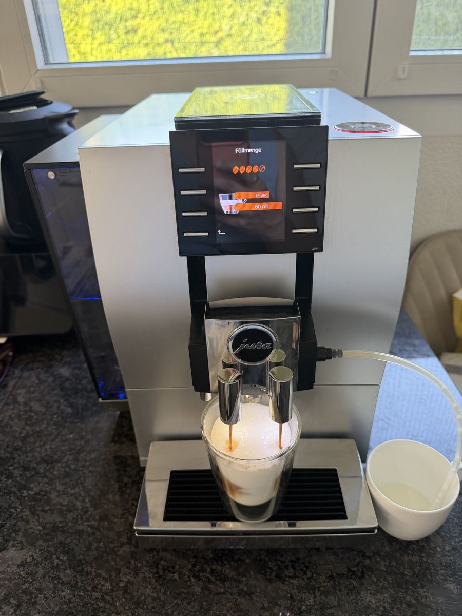 Jura Macchine per caffè & Macchine per espresso: Jura Impressa Z6 – Usato da Buttikon SZ venduto da KaffeeGenussBronja 4