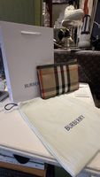 Burberry neu mit Staubbeutel