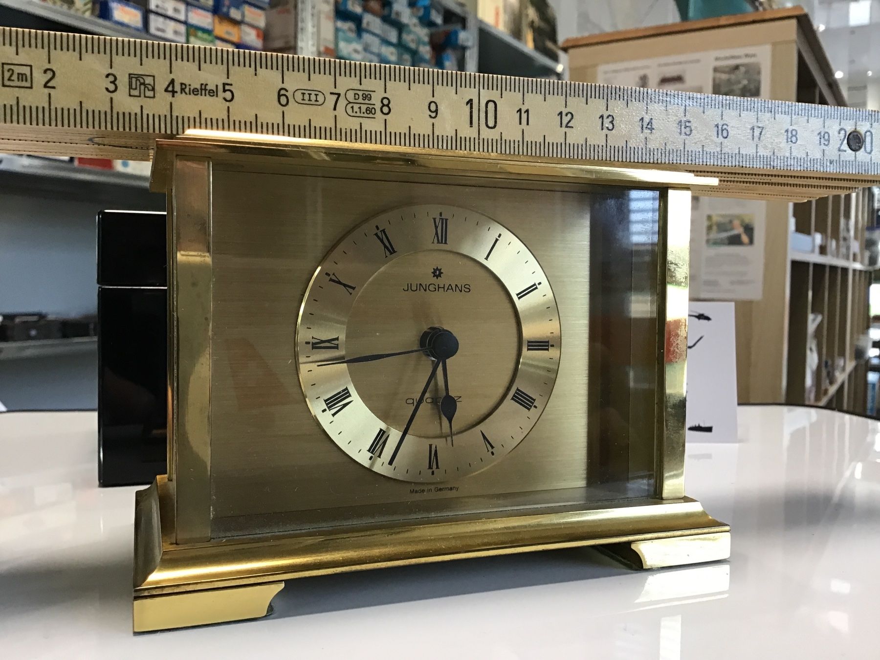 Junghans Orologi da terra & Orologi da parete: Junghans Tischuhr, vergoldet, – Usato da Männedorf venduto da Modelle-aller-Art