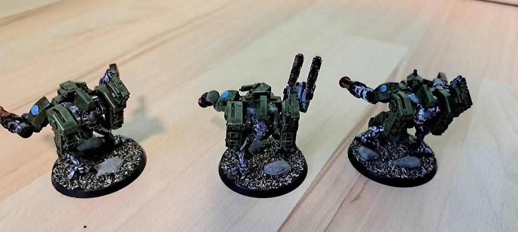 Kit di modellismo & Modellini statici: Warhammer 40k  T'au Battlesuit – Usato da Wohlen AG venduto da Faluca