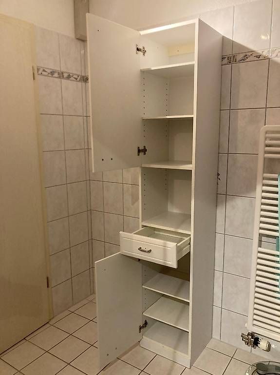 Badezimmermöbel: Badmöbel – Gebraucht aus Schwarzenbach SG von ernesto3.6 1