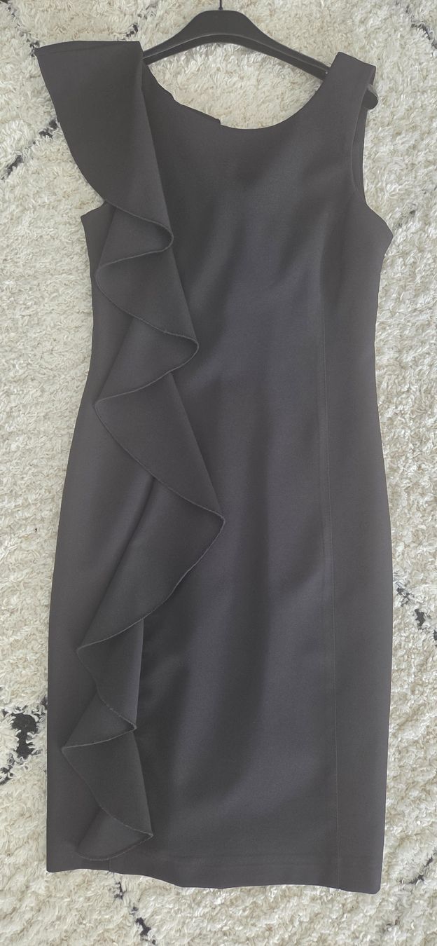 Vestiti: Cocktailkleid Schwarz – Nuovo (secondo la descrizione) da Belp venduto da mar_wyp6