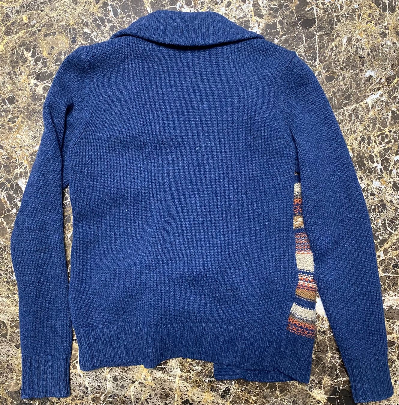 H&M Maglioni & Felpe: Cardigan Aus Wolle – Usato da Zürich venduto da kavebe 1