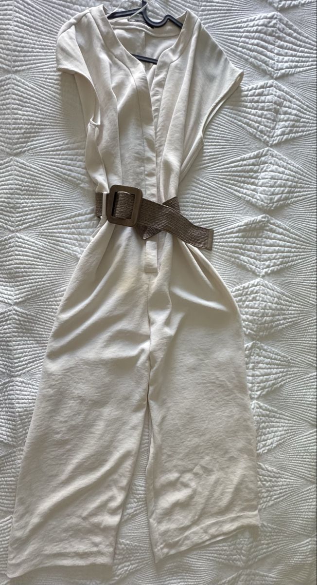 Zara Tute: Zara jumpsuit cream – Usato da Hitzkirch venduto da mim_5ffb