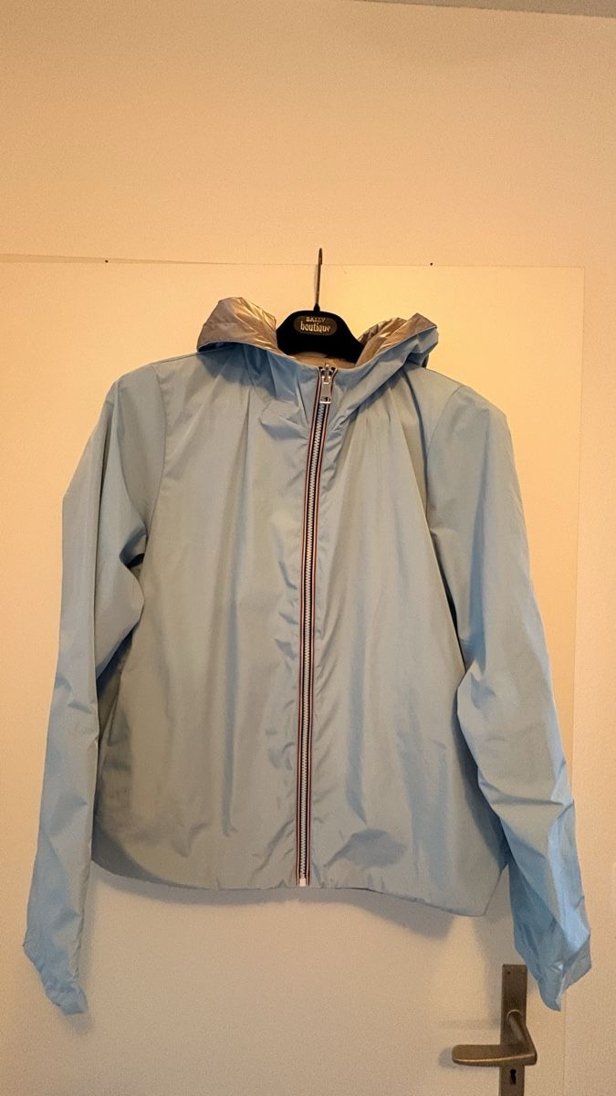 Jacken: Regenjacke doubleface hellblau / beige – Gebraucht aus Wallisellen von trendy69 2