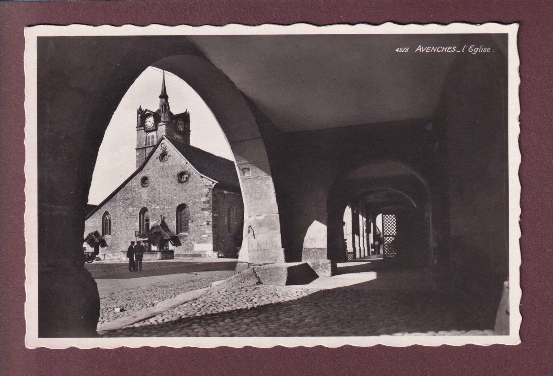 Cartoline postali: AVENCHES - Eglise - 1941 – Usato da Pully venduto da nicecards