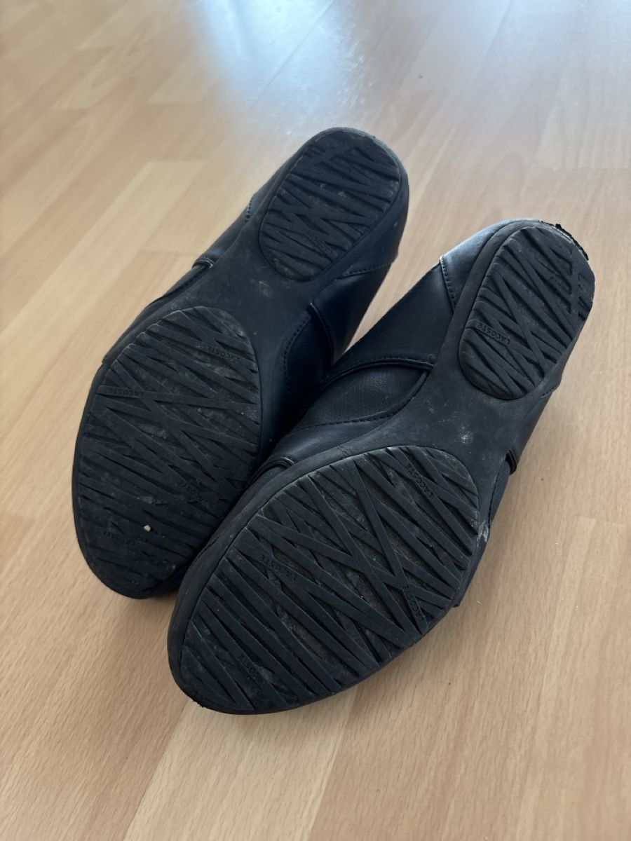 Lacoste Scarpe da uomo: Schwarze Lacoste Schuhe, Grösse 35,5 – Usato da Müntschemier venduto da Karola1986 4