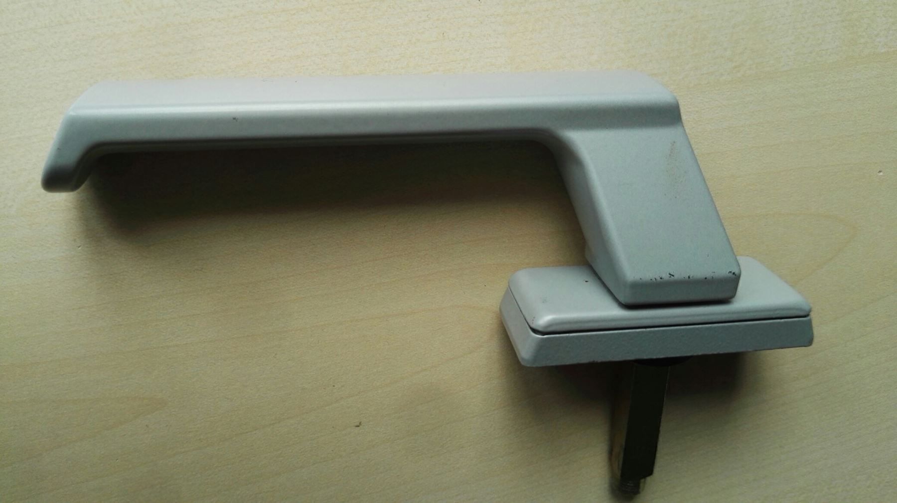 Finestre: Fenstergriff  grau NEU – Nuovo e nell'imballaggio originale da Niederbipp venduto da fashionfuchs 3